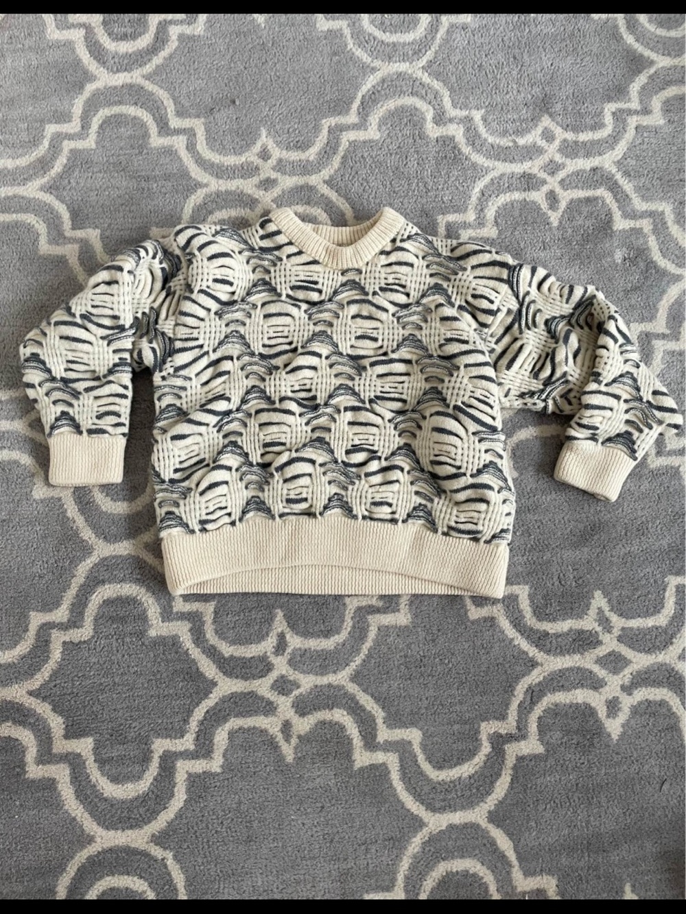 COOGI Cream and Navy Textured Knit Kids Sweater Size S